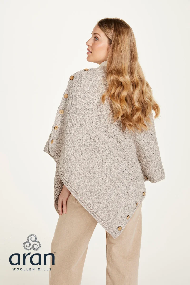 Aran Woollen Mills - B819 | poncho - Afbeelding 4